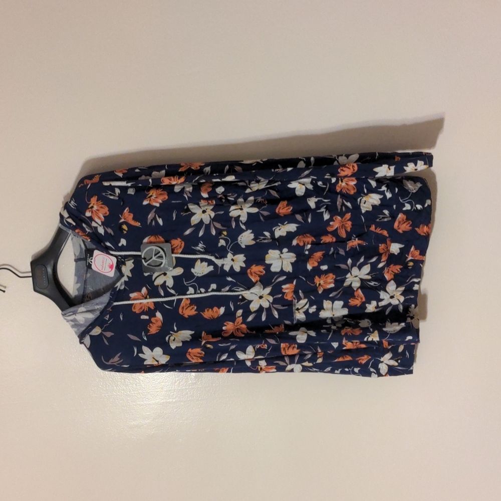 Hippie chic floral long sleeve hooded t shirt size large nwt